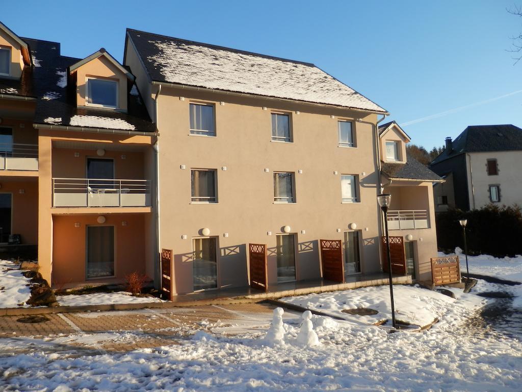 Aux Balcons Du Sancy Aparthotel Picherande Luaran gambar