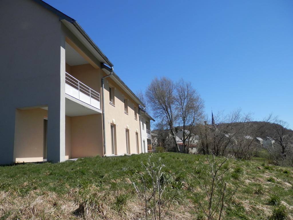 Aux Balcons Du Sancy Aparthotel Picherande Luaran gambar